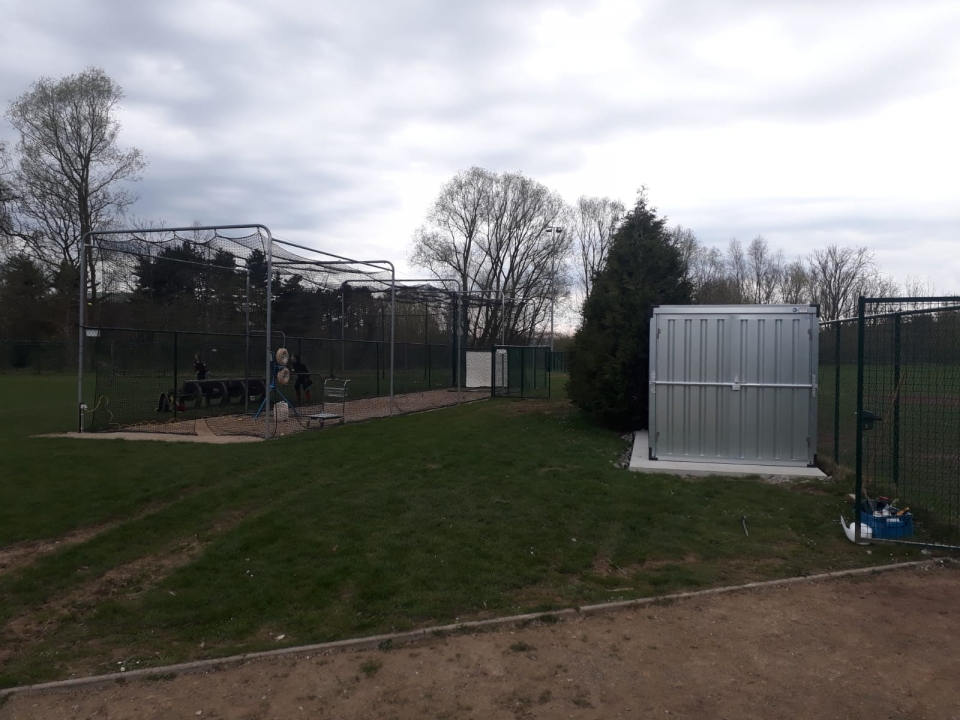 Demontabele-opslagcontainer-met-anti-inbraakslot-voor-sportclub.jpeg Demontabele-opslagcontainer-met-anti-inbraakslot-voor-sportclub.jpeg