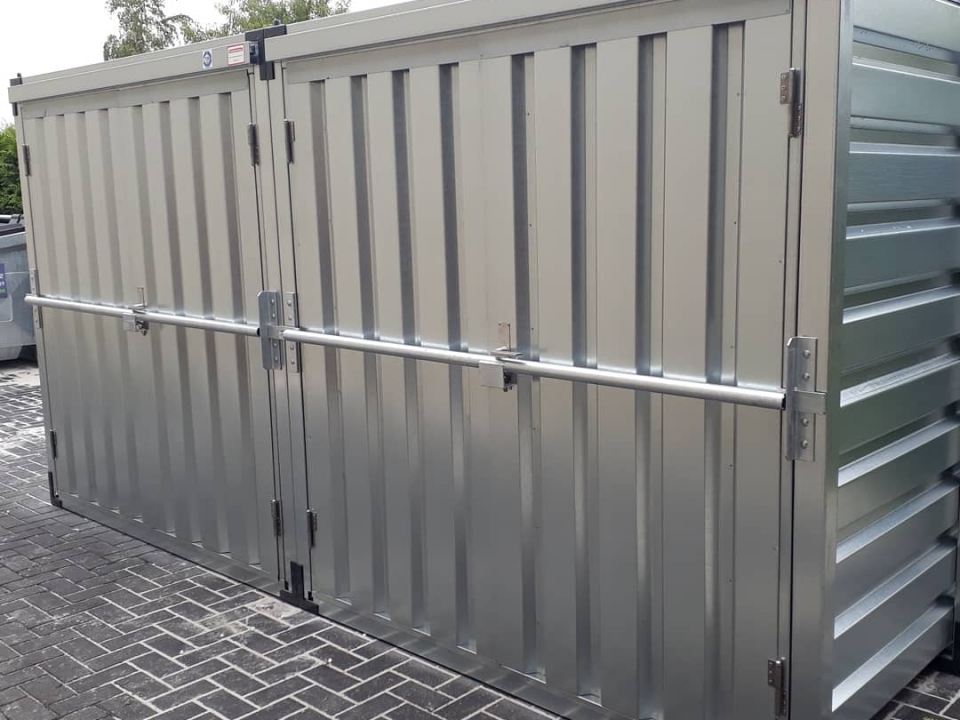 Demontabele-opslagcontainers-met-anti-inbraakstang-vandaalbar.jpeg Demontabele-opslagcontainers-met-anti-inbraakstang-vandaalbar.jpeg